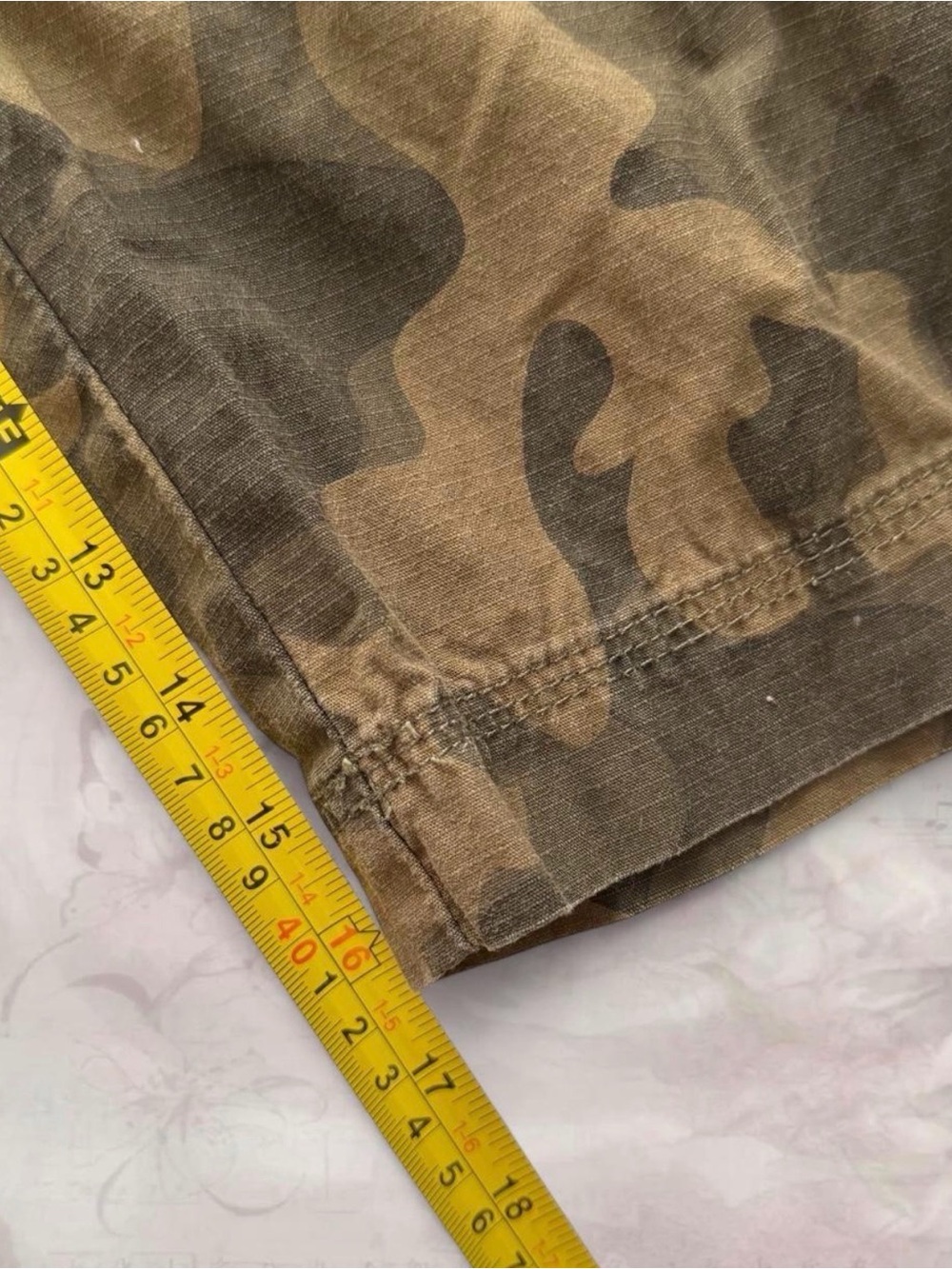 INC Camo Utility Cargo Capris - Olive Green - Picture 6 of 6